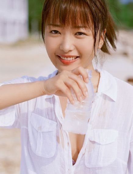 年轻的嫂子1在线观看