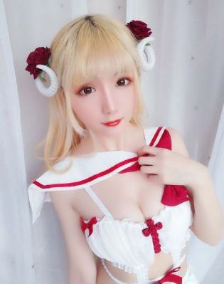 女搜查官