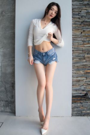 年轻的阿姨韩国
