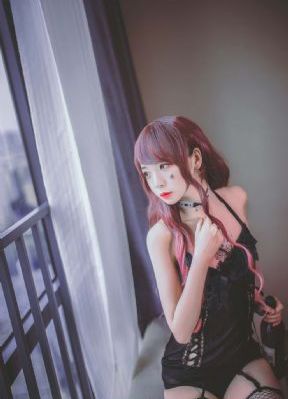 娇妻在卧室里被领导爽电影
